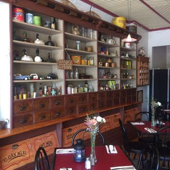 Black Bird Cafe - the interior of the restaurant - Cafes Near Me - Burnstown, Ontario