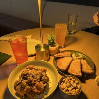 Thérapie Bistro - Spicy potatoes, bread and butter - Wine Bars Near Me - San Diego, California Thérapie Bistro - Spicy potatoes, bread and butter - Wine Bars Near Me - San Diego, California