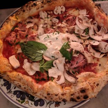 Pizzeria Popolare - Pizza Near Me - Paris, 75 Pizzeria Popolare - Pizza Near Me - Paris, 75