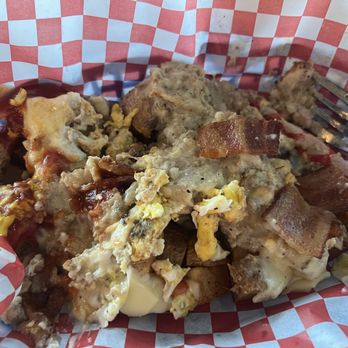 Magnolia Kitchen - 9 to 5 Breakfast bowl with american cheese and sausage gravy. - Bakeries Near Me - Bakersfield, California Magnolia Kitchen - 9 to 5 Breakfast bowl with american cheese and sausage gravy. - Bakeries Near Me - Bakersfield, California