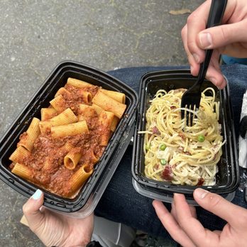 Fumo - Upper East Side - Rigatoni Bolognese Spaghetti Carbonara - Pizza Near Me - New York, New York