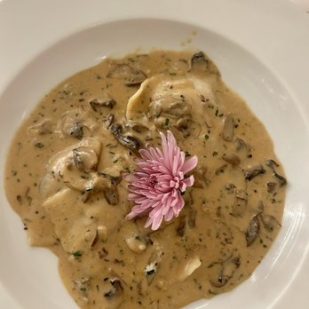 La Dolce Vita - Duck Ravioli with Porcini. - Italian Near Me - Cancún, ROO