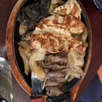 Helena's Mexican Restaurant - Combo Fajitas - Mexican Near Me - Alexandria, Virginia