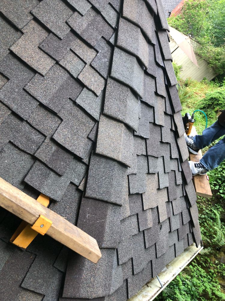 Slide of 916 Roofing