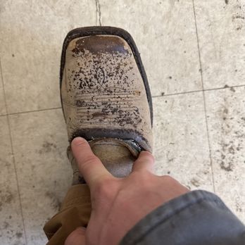 Boot Barn - Boots falling apart after only 4 months - Men's Clothing Near Me - Bend, Oregon