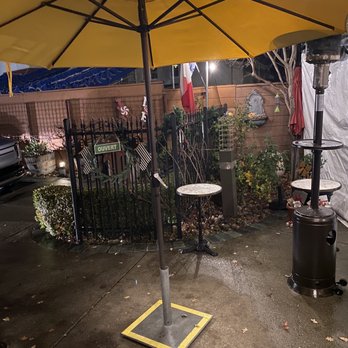 RÊVE - Outside - French Near Me - Lafayette, California