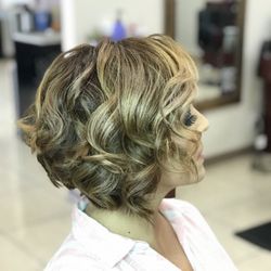 I AM Glamor Hair Studio