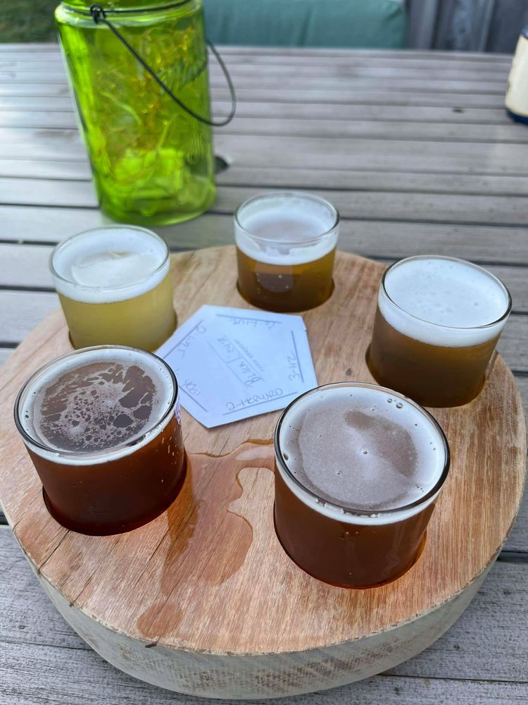 Black Locust Hops Logo