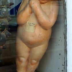 Nice and Fleazy Antique Center - Creepy Kewpie @ Nice & Fleazy