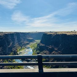 Hansen Memorial Bridge