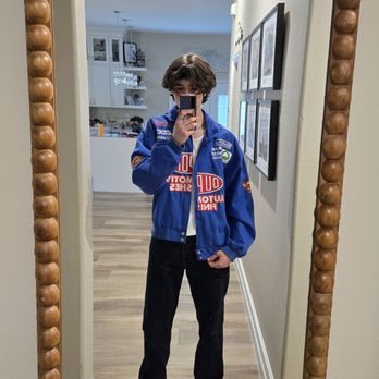 Sohn Las Vegas - SUPERMAN JACKET! - Used, Vintage & Consignment Near Me - Las Vegas, Nevada Sohn Las Vegas - SUPERMAN JACKET! - Used, Vintage & Consignment Near Me - Las Vegas, Nevada