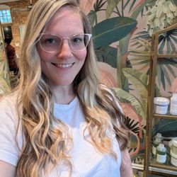 Mariemarie Salon