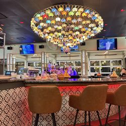 Jerusalem Mediterranean Restaurant & Bar - Decorations