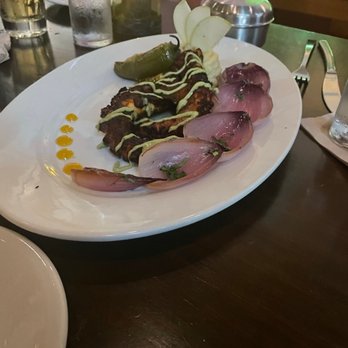Hugo's Invitados - Seafood Near Me - Irving, Texas