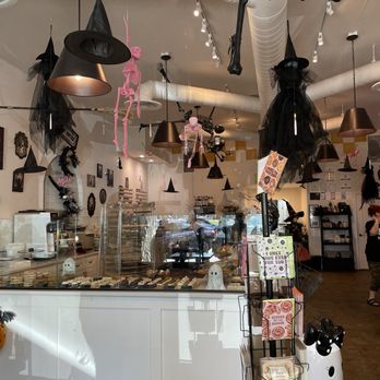 Just Baked - Decorations and counter - Coffee & Tea Near Me - Paso Robles, California Just Baked - Decorations and counter - Coffee & Tea Near Me - Paso Robles, California