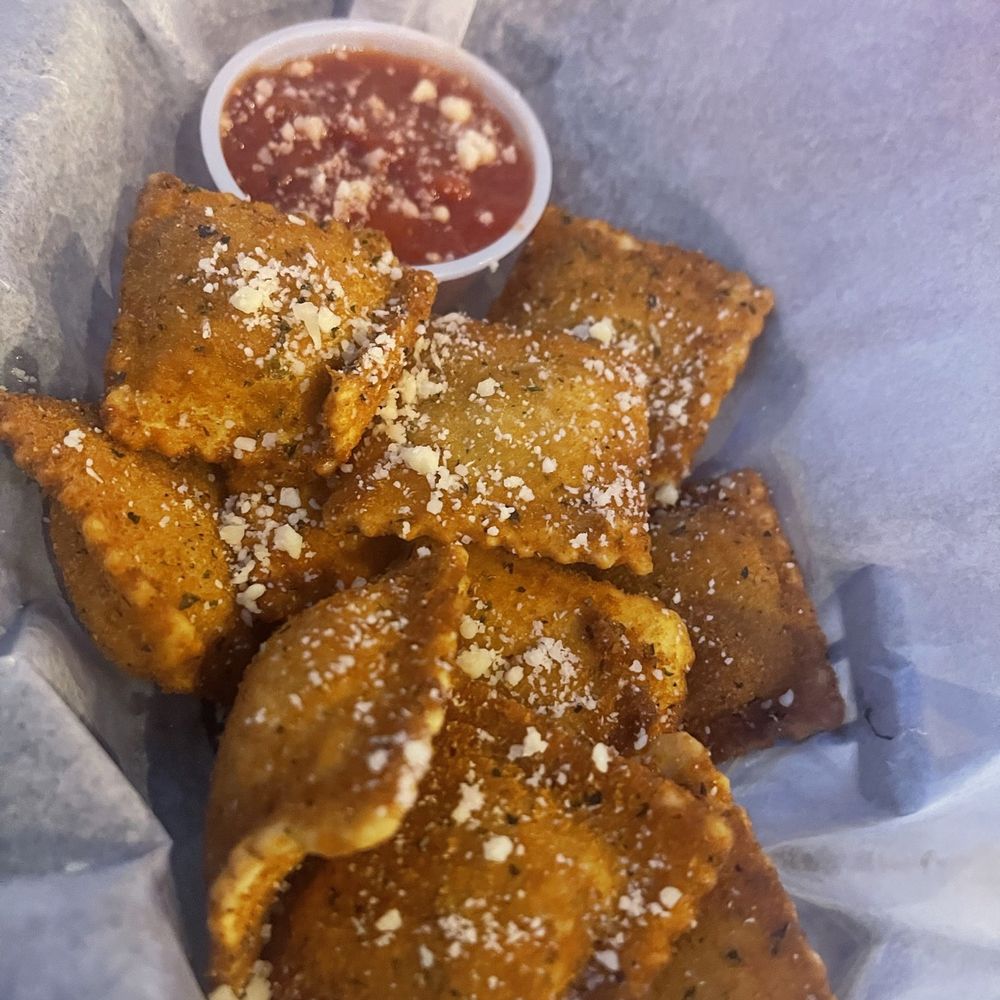 BS Bar and Gril - Toasted Ravioli - Sports Bars Near Me - Saint Louis, Missouri BS Bar and Gril - Toasted Ravioli - Sports Bars Near Me - Saint Louis, Missouri