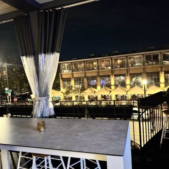 Vagabond - Rooftop - Bars Near Me - Washington, DC, District of Columbia