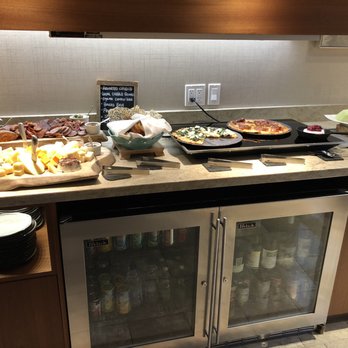 Fairmont Waterfront - Evening appetizers on the Gold floor - Hotels Near Me - Vancouver, British Columbia