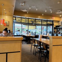California Pizza Kitchen - Not busy at all...no excuse