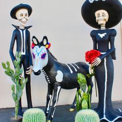 Chakoda Design - Dia de los muertos statue rentals, day of the dead statue prop rentals