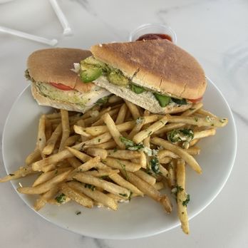 Baracoa Cuban Restaurant - Sandwich De Pollo Chicken Sandwich - Cuban Near Me - Palmdale, California Baracoa Cuban Restaurant - Sandwich De Pollo Chicken Sandwich - Cuban Near Me - Palmdale, California