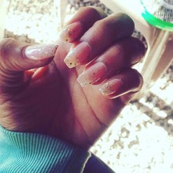 Nails LA - The finishing product of the previous nails! I love the glitter !
