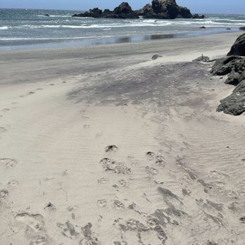 Pfeiffer Beach - Beach - Beaches Near Me - Big Sur, California Pfeiffer Beach - Beach - Beaches Near Me - Big Sur, California