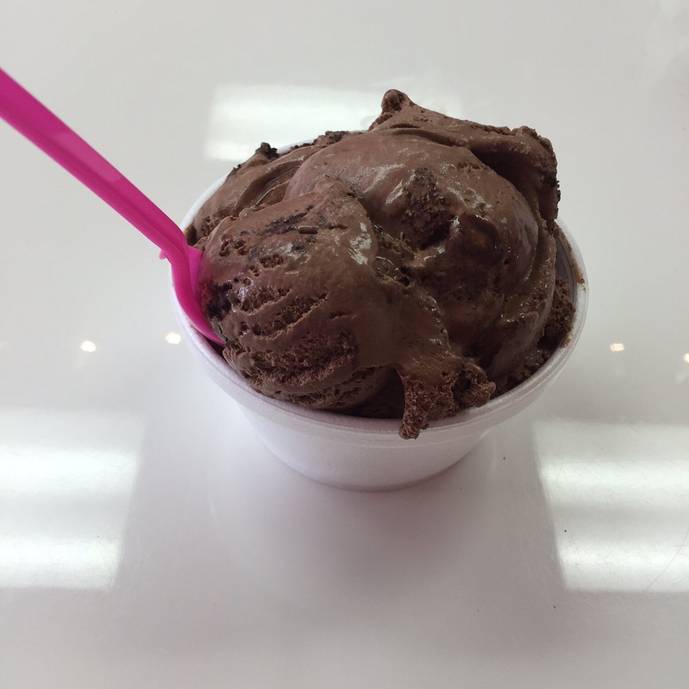 Twist It Top It - Chocolate fudge brownie! - Ice Cream & Frozen Yogurt Near Me - Ridgewood, New York Twist It Top It - Chocolate fudge brownie! - Ice Cream & Frozen Yogurt Near Me - Ridgewood, New York