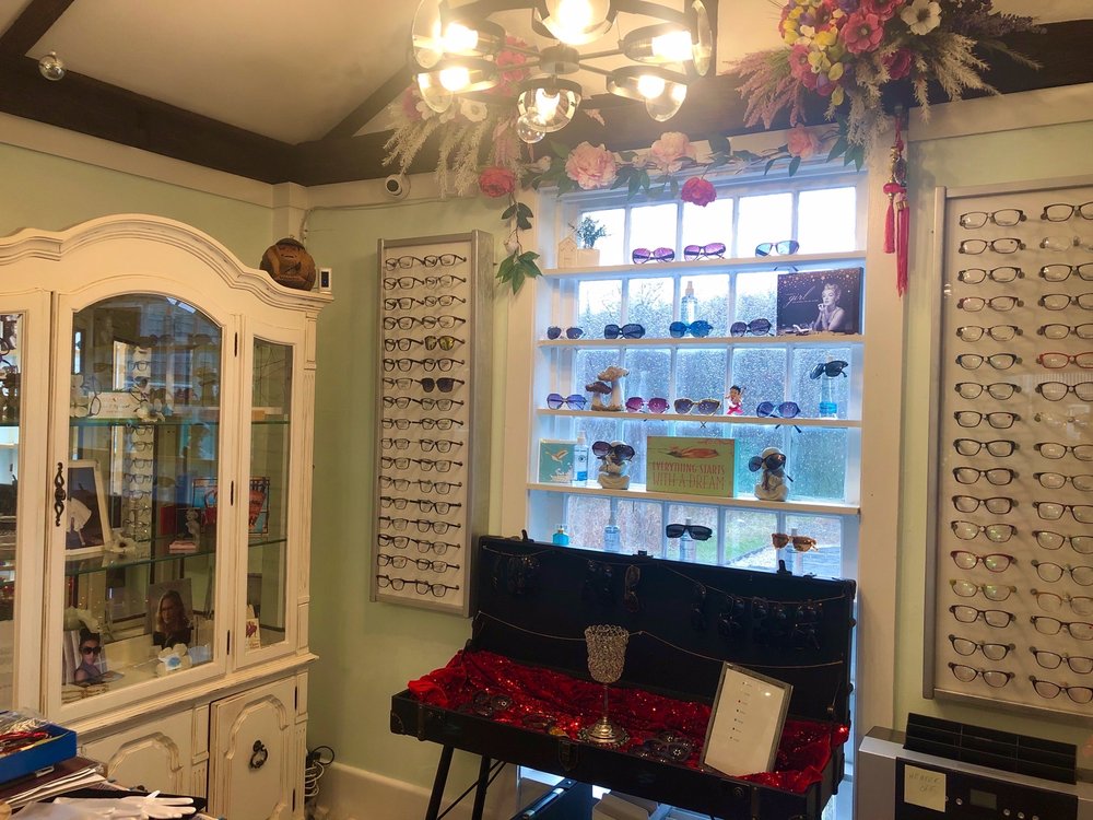 EYETRADE Updated March 2024 17 Photos 1197 Main St, Coventry