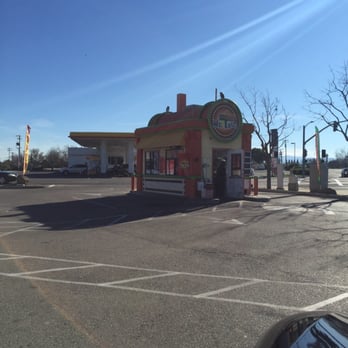 Mr Taco - On the corner easy access drive up perfect - Mexican Near Me - Los Banos, California