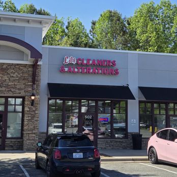 Lily's Cleaners & Alterations - Wide shot - Sewing & Alterations Near Me - Charlotte, North Carolina Lily's Cleaners & Alterations - Wide shot - Sewing & Alterations Near Me - Charlotte, North Carolina