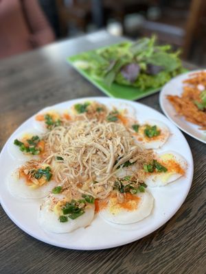 Banh Cuon Tay Ho by null