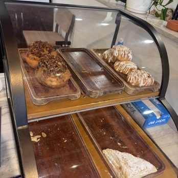 Common Grounds Brew & Roastery - Pastries - Coffee & Tea Near Me - West Palm Beach, Florida