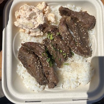 Da Bald Guy - Boneless kalbi - Food Trucks Near Me - Kahuku, Hawaii