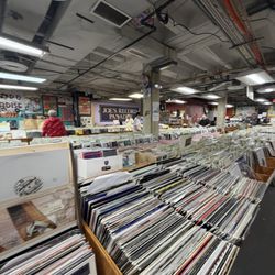 Joe's Record Paradise - Big big selection