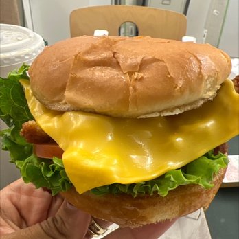 Chick-fil-A - Chick-fil-A Deluxe Sandwich - Chicken Shop Near Me - New York, New York