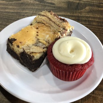 The Flour Shop Bakery - Bakeries Near Me - Flower Mound, Texas