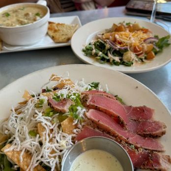 Franny's Farm Table - Ahi salad and Chowder!! - American Near Me - Placerville, California