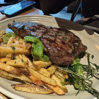 Whiskey Cake - Steak frites - New American Near Me - Tampa, Florida Whiskey Cake - Steak frites - New American Near Me - Tampa, Florida