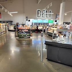 Giant Food Stores
