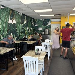 Brazilian Bakery - Comfy environment!