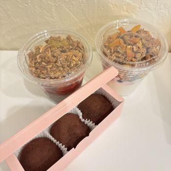 Voltaire Coffee Roasters - Dubai Chewy Cookie Yogurt Parfait Cup Chia Pudding Cup - Coffee & Tea Near Me - San Jose, California