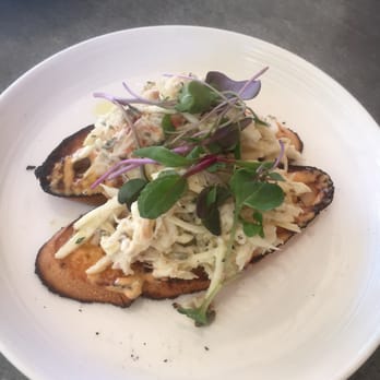 Bravas Bar de Tapas - Dungeness crab - Spanish Near Me - Healdsburg, California Bravas Bar de Tapas - Dungeness crab - Spanish Near Me - Healdsburg, California