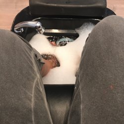 Deja Vu Salon - Time for a relaxing pedicure!
