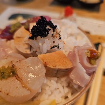 Daoni Sushi & Sake Bar - Sushi Bars Near Me - Orange, California