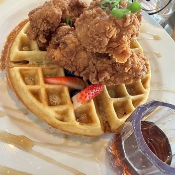 Christopher's Kitchen and Bar - Chicken and waffles - American Near Me - Woonsocket, Rhode Island Christopher's Kitchen and Bar - Chicken and waffles - American Near Me - Woonsocket, Rhode Island