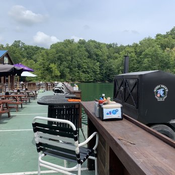 Bubba Brew's - a picnic area on a dock - Sports Bars Near Me - Maynardville, Tennessee