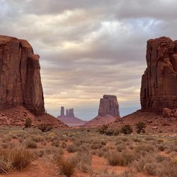 Monument Valley - Monument Valley: Northern Window