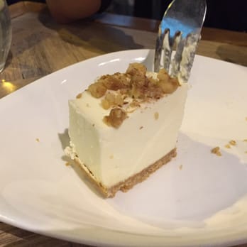 Eat.it - Honey cheesecake, lighter than the normal with a hint of honey - Italian Near Me - Hong Kong, HK