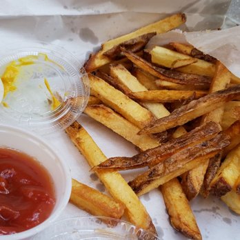 Hate Burger - Fries here are pretty good, freshly cut and fried in peanut oil. $4 - Burgers Near Me - Redlands, California